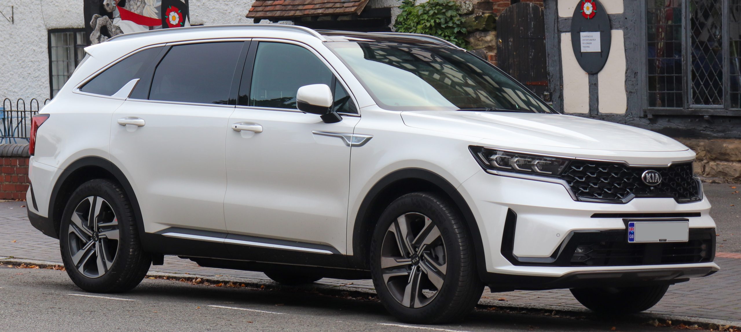 2020 Kia Sorento 4 HEV AWD Automatic 1.6 scaled